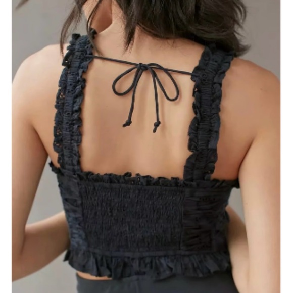 Urban Outfitters Kya Black Ruffled Eyelet Crop Tank Top Size Medium - Picture 2 of 6